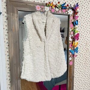 Dylan by True Grit Faux Fur Sherpa Vest | Size Medium | Ivory Cream